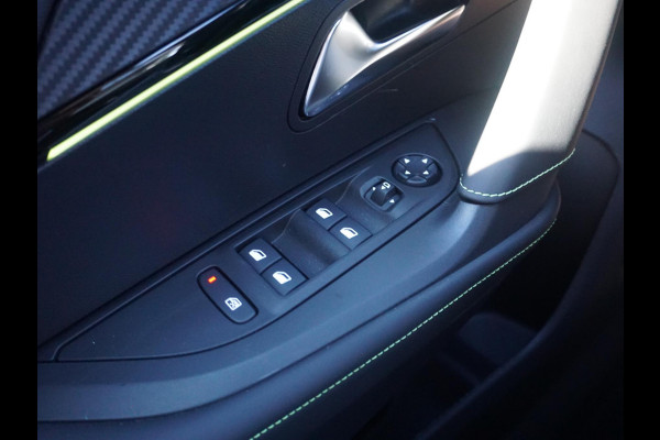Peugeot 2008 1.2 Hybrid 145 GT l 360 Camera l Navigatie l Keyless entry l Apple Carplay/Android Auto