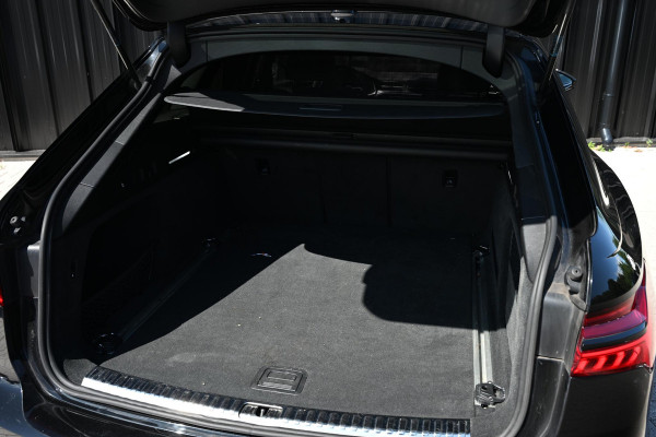 Audi A6 Avant 50 TDI quattro Design Pro Line Plus | Panoramadak | Night Vision | B&O | HUD | 360 Camera | Achterasbesturing | ACC | Memory Seats | Soft Close | Luchtvering | Trekhaak | Ambiance Interieur |