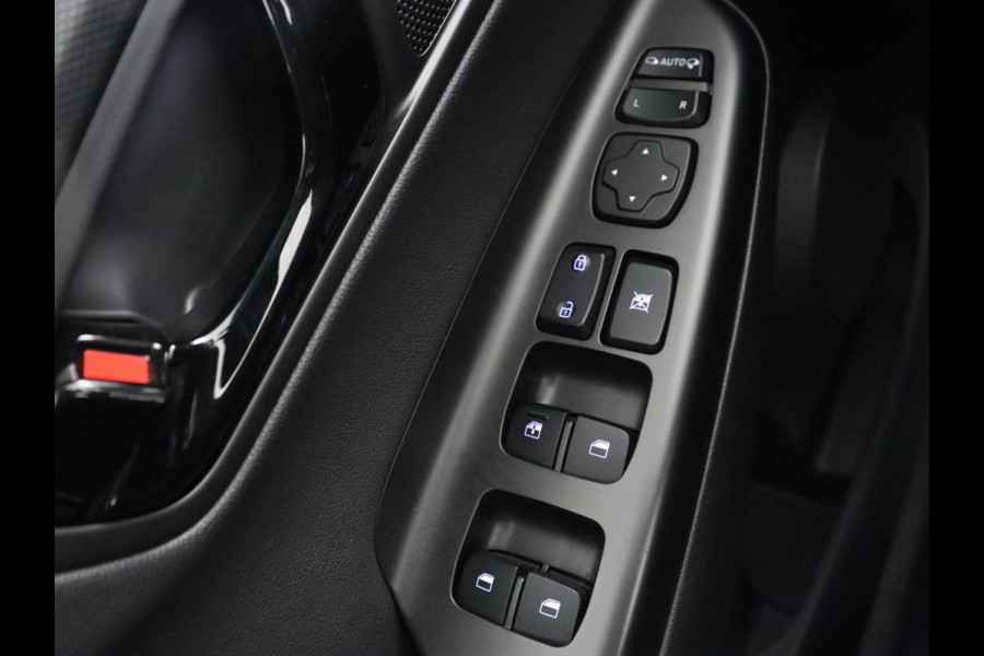 Hyundai Kona 1.6 GDI HEV Premium | Stoelventilatie | Leder 1e eigenaar | Adaptive cruise | Head-Up | Trekhaak | Achterbankverwarming | Carplay | Navigatie | Keyless | Krell Audio | Side Assist | Stoelverwarming