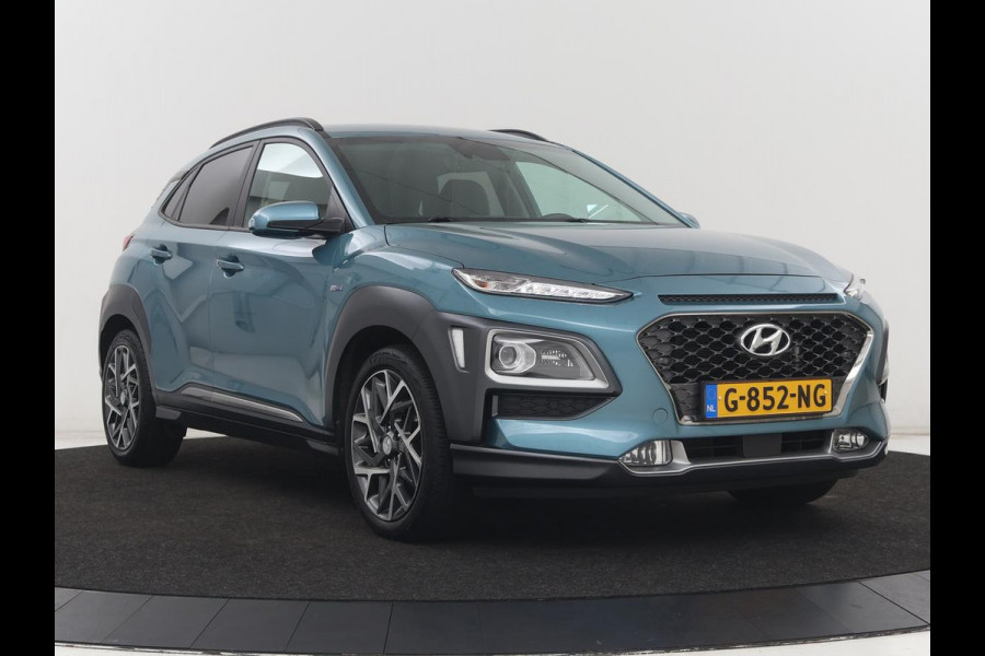 Hyundai Kona 1.6 GDI HEV Premium | Stoelventilatie | Leder 1e eigenaar | Adaptive cruise | Head-Up | Trekhaak | Achterbankverwarming | Carplay | Navigatie | Keyless | Krell Audio | Side Assist | Stoelverwarming