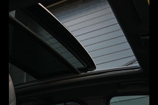 BMW X5 xDrive50e M-Sport Pro | Panoramadak | Harman/Kardon | HUD | Iconic Glow | Integral Active Steering | Memory Seats | Ambiance Interieur | Trekhaak |