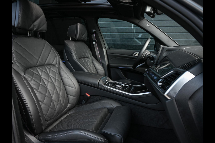 BMW X5 xDrive50e M-Sport Pro | Panoramadak | Harman/Kardon | HUD | Iconic Glow | Integral Active Steering | Memory Seats | Ambiance Interieur | Trekhaak |