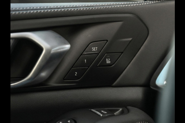 BMW X5 xDrive50e M-Sport Pro | Panoramadak | Harman/Kardon | HUD | Iconic Glow | Integral Active Steering | Memory Seats | Ambiance Interieur | Trekhaak |
