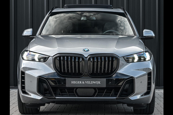 BMW X5 xDrive50e M-Sport Pro | Panoramadak | Harman/Kardon | HUD | Iconic Glow | Integral Active Steering | Memory Seats | Ambiance Interieur | Trekhaak |