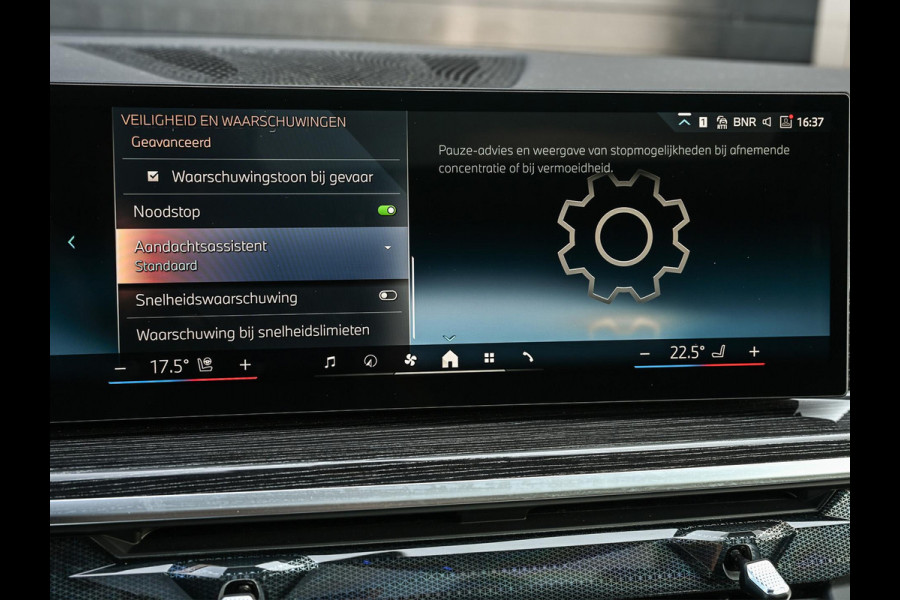 BMW X5 xDrive50e M-Sport Pro | Panoramadak | Harman/Kardon | HUD | Iconic Glow | Integral Active Steering | Memory Seats | Ambiance Interieur | Trekhaak |