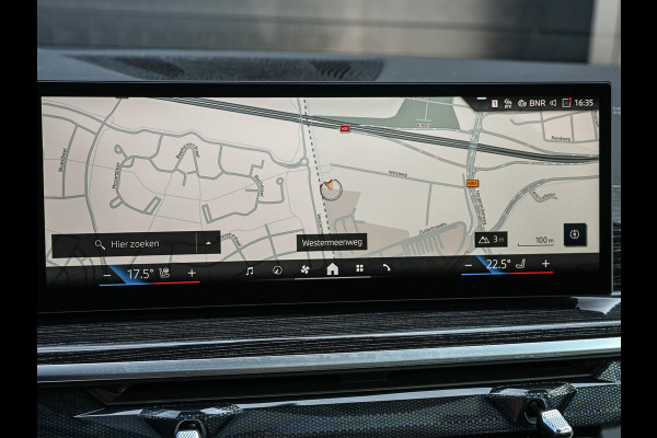 BMW X5 xDrive50e M-Sport Pro | Panoramadak | Harman/Kardon | HUD | Iconic Glow | Integral Active Steering | Memory Seats | Ambiance Interieur | Trekhaak |