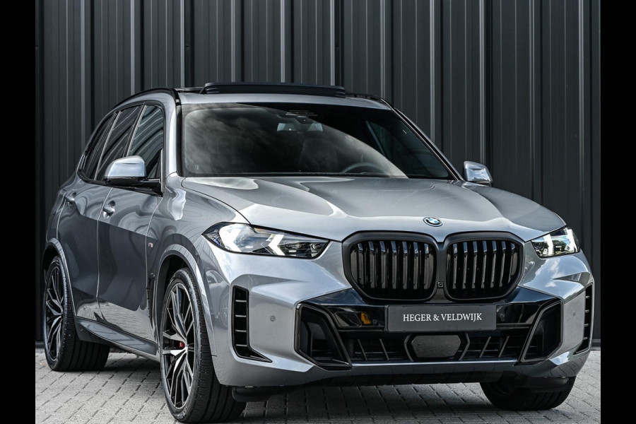 BMW X5 xDrive50e M-Sport Pro | Panoramadak | Harman/Kardon | HUD | Iconic Glow | Integral Active Steering | Memory Seats | Ambiance Interieur | Trekhaak |