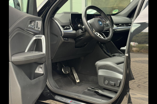 BMW X1 xDrive30e M-Sport |Pano|H/K|Leer|Memory|Innovation|360Cam|ACC|HUD|Trekhaak|20"