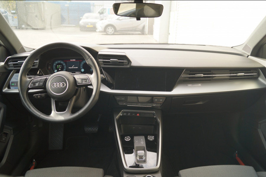 Audi A3 Sportback 40 TFSI e PHEV Business Edition -LED-NAVI-ECC-PDC-