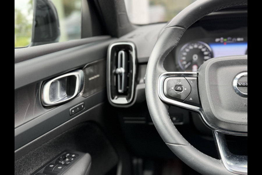 Volvo XC40 1.5 T4 Plug-in hybrid Ultimate Dark |Pano|H/K|360Cam|Memory|PilotAssit|Trekhaak|BLIS|ThunderGrey