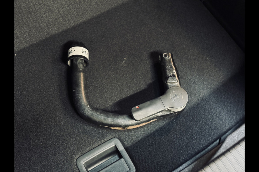 Volkswagen T-Cross 1.0 TSI Active | Camera | ACC | Trekhaak