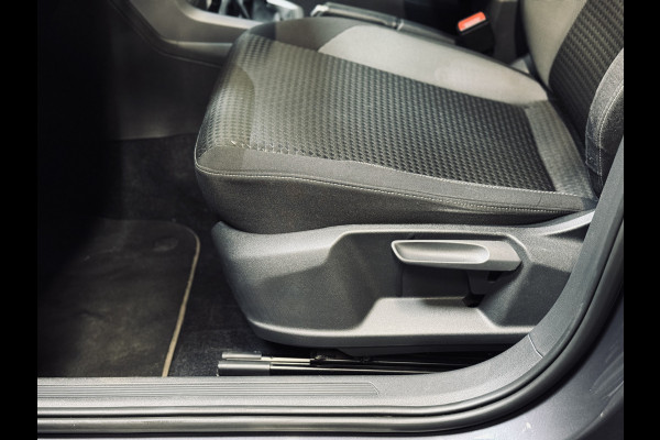 Volkswagen T-Cross 1.0 TSI Active | Camera | ACC | Trekhaak