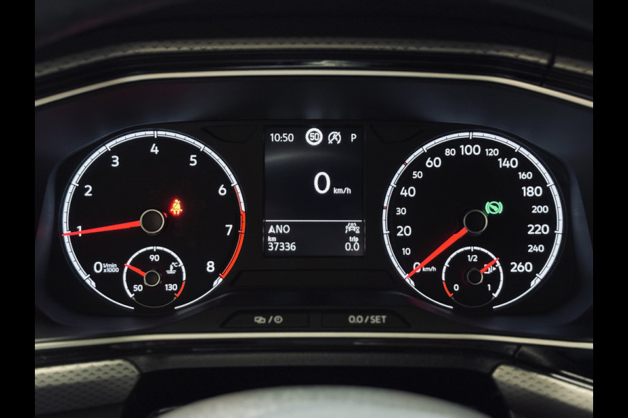 Volkswagen T-Cross 1.0 TSI Active | Camera | ACC | Trekhaak