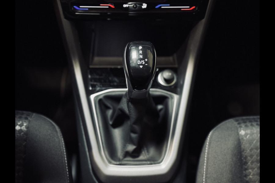 Volkswagen T-Cross 1.0 TSI Active | Camera | ACC | Trekhaak