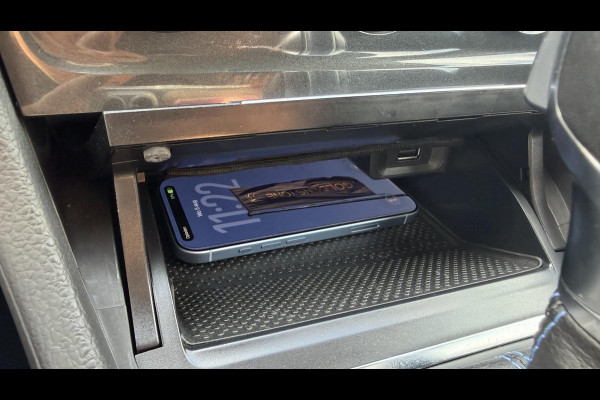 Volkswagen e-Golf e-Golf SOH88%,Draadloze telefoonlader,Camera,Carplay,Navi,Recent beurt gehad,Keyless,Warmtepomp,2e Eigenaar,Stoelverwarming,Pdc V+A,N.A.P,Nieuwe Apk bij Aflevering