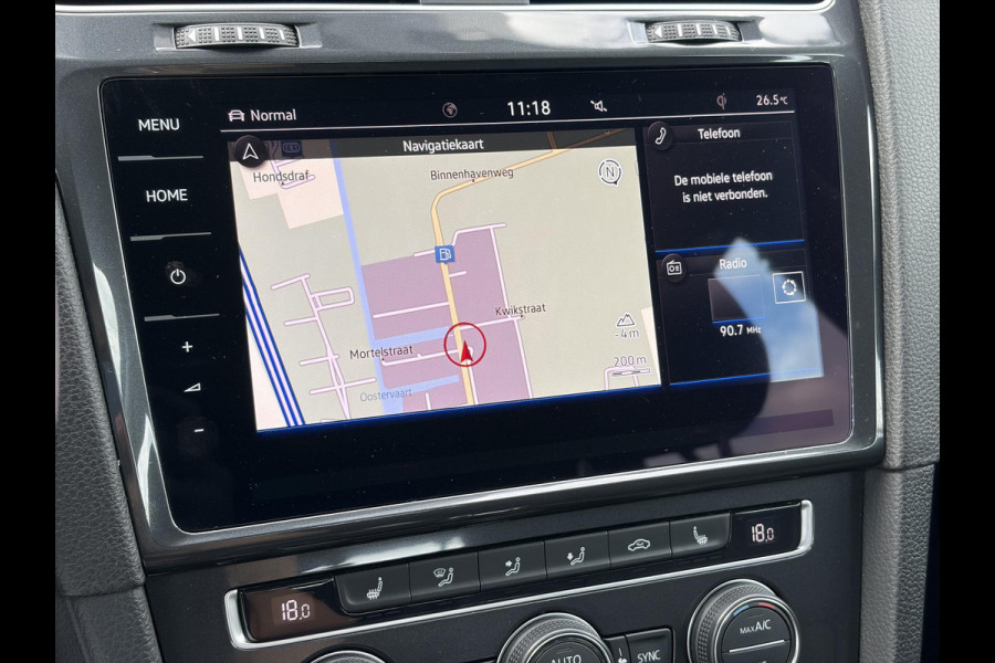 Volkswagen e-Golf e-Golf SOH88%,Draadloze telefoonlader,Camera,Carplay,Navi,Recent beurt gehad,Keyless,Warmtepomp,2e Eigenaar,Stoelverwarming,Pdc V+A,N.A.P,Nieuwe Apk bij Aflevering