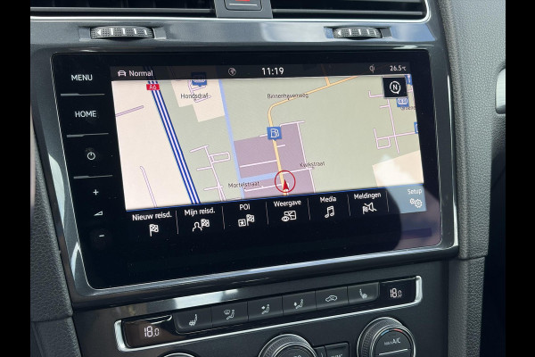Volkswagen e-Golf e-Golf SOH88%,Draadloze telefoonlader,Camera,Carplay,Navi,Recent beurt gehad,Keyless,Warmtepomp,2e Eigenaar,Stoelverwarming,Pdc V+A,N.A.P,Nieuwe Apk bij Aflevering