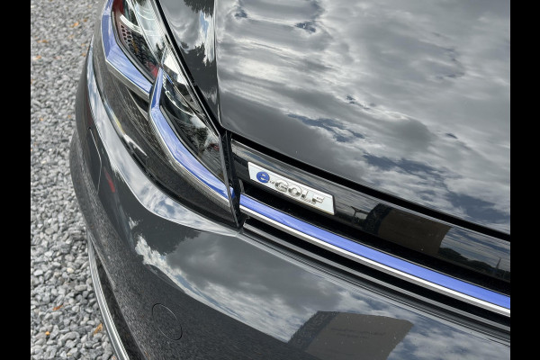 Volkswagen e-Golf e-Golf SOH88%,Draadloze telefoonlader,Camera,Carplay,Navi,Recent beurt gehad,Keyless,Warmtepomp,2e Eigenaar,Stoelverwarming,Pdc V+A,N.A.P,Nieuwe Apk bij Aflevering