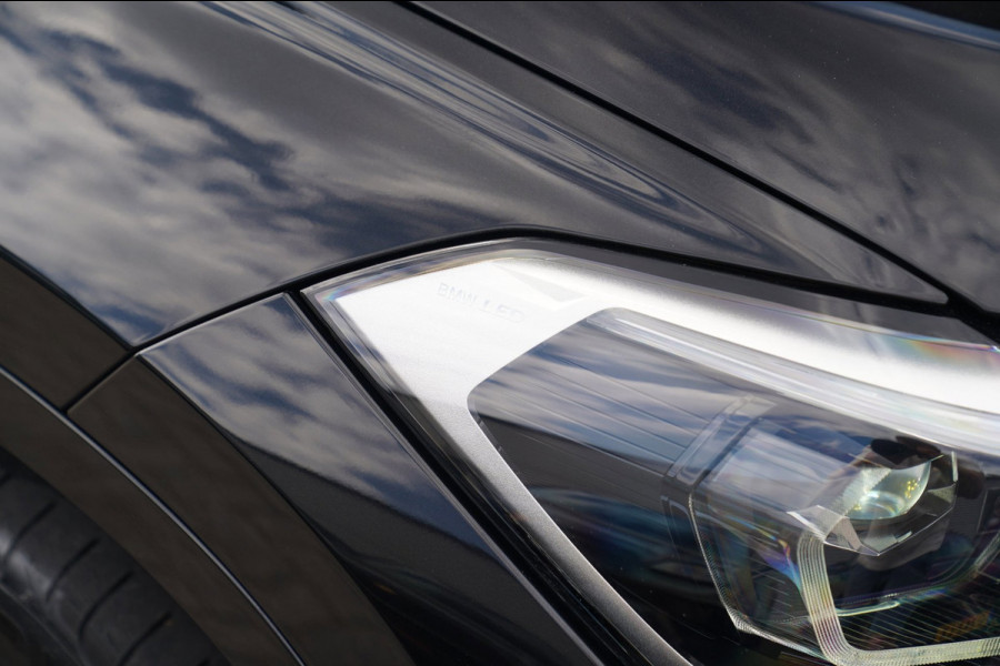 BMW X1 XDrive25e eDrive Edition | M-pakket | HuD | Panorama | Harman/Kardon | Adaptieve Cruise | Memory | Trekhaak | Camera | NAP