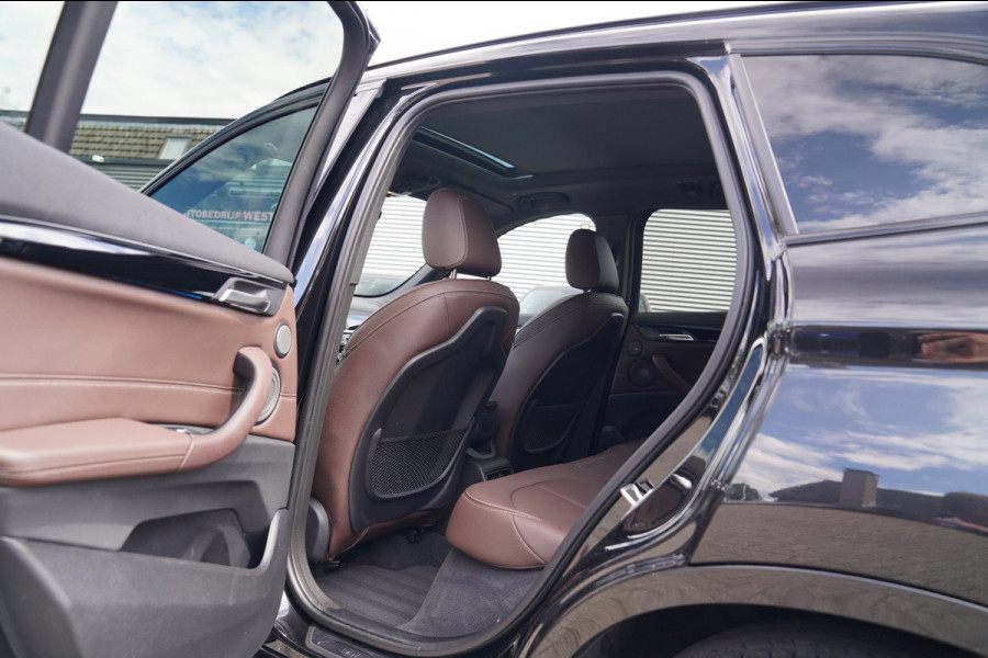 BMW X1 XDrive25e eDrive Edition | M-pakket | HuD | Panorama | Harman/Kardon | Adaptieve Cruise | Memory | Trekhaak | Camera | NAP