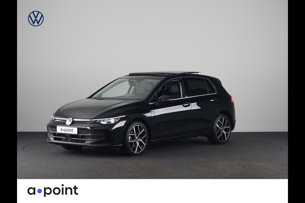 Volkswagen Golf 1.5 eHybrid Style Edition 204 pk Automaat (DSG) | Verlengde garantie | Navigatie via App | Panoramadak | Parkeersensoren (Park assist) | Achteruitrijcamera |