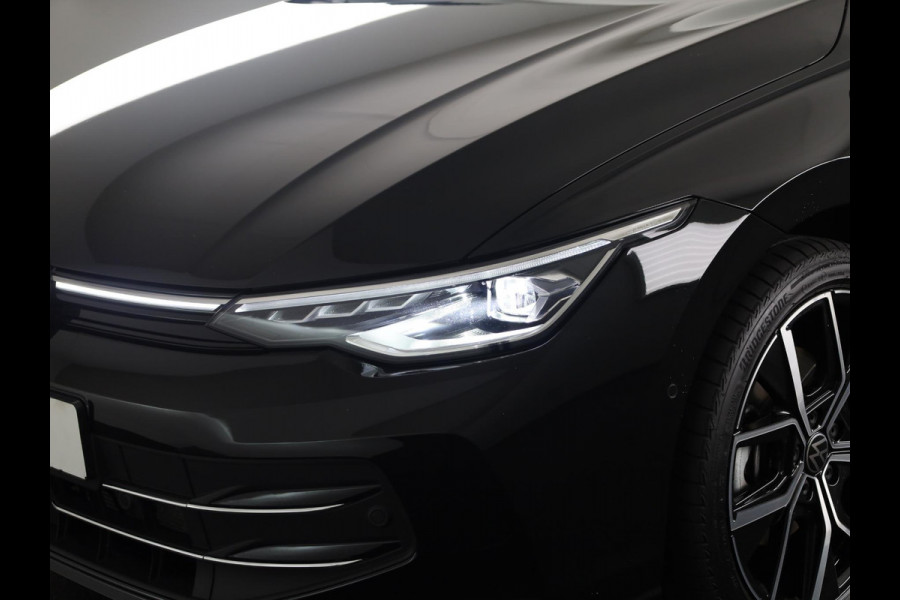 Volkswagen Golf 1.5 eHybrid Style Edition 204 pk Automaat (DSG) | Verlengde garantie | Navigatie via App | Panoramadak | Parkeersensoren (Park assist) | Achteruitrijcamera |