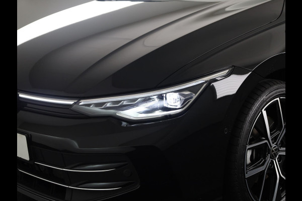 Volkswagen Golf 1.5 eHybrid Style Edition 204 pk Automaat (DSG) | Verlengde garantie | Navigatie via App | Panoramadak | Parkeersensoren (Park assist) | Achteruitrijcamera |