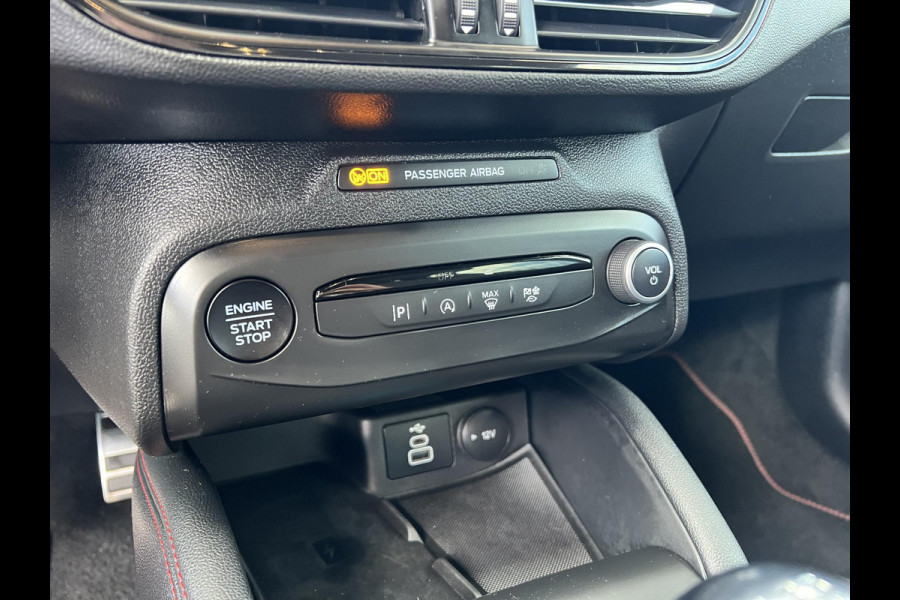Ford FOCUS Wagon 1.0 EcoBoost Hybrid ST Line X | Wegklapbare trekhaak | Winter pack | AGR-stoelen | Bang&Olufsen | Elektrische achterklep