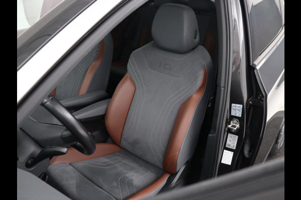 Volkswagen ID.4 First Max 77 kWh | SOH 91,9% | Panoramadak | Leder/alcantara | Memory | Stuur/stoel verwarming | Adaptive cruise | 360 camera | Dodehoek detectie | Carplay | Sfeerverlichting |