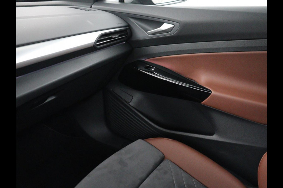 Volkswagen ID.4 First Max 77 kWh | SOH 91,9% | Panoramadak | Leder/alcantara | Memory | Stuur/stoel verwarming | Adaptive cruise | 360 camera | Dodehoek detectie | Carplay | Sfeerverlichting |