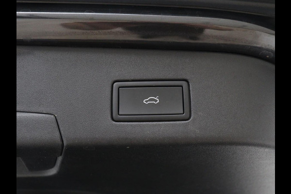 Volkswagen ID.4 First Max 77 kWh | SOH 91,9% | Panoramadak | Leder/alcantara | Memory | Stuur/stoel verwarming | Adaptive cruise | 360 camera | Dodehoek detectie | Carplay | Sfeerverlichting |