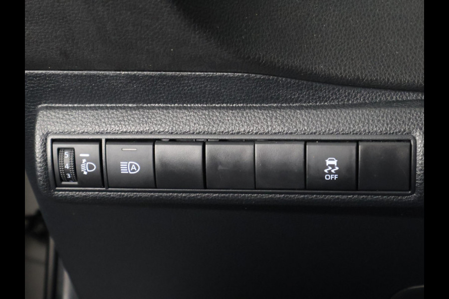 Toyota Corolla 1.8 Hybrid Active Bi-Tone Sport | Apple Carplay & AndroidAUTO | Navigatie | Privacy Glass |