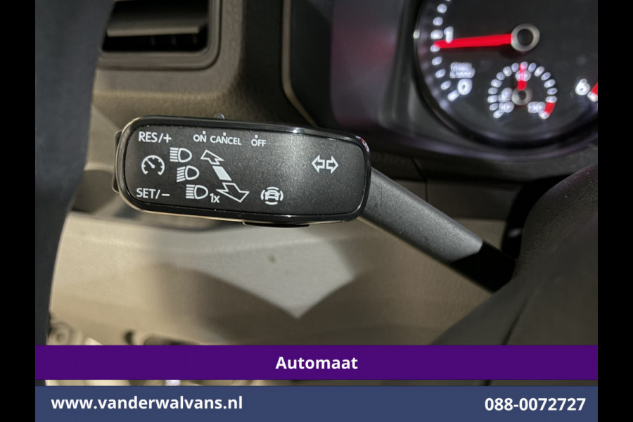 Volkswagen Crafter 2.0 TDI 141pk Automaat L3H3 L2H2 Euro6 Airco | Camera | Apple Carplay | 3000kg Trekhaak | Cruisecontrol Sidebars, Bijrijdersbank