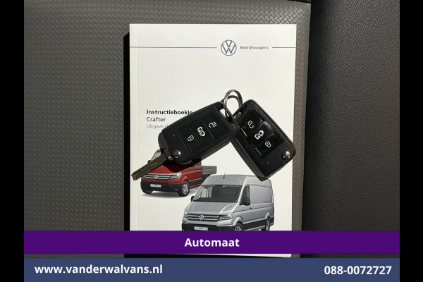 Volkswagen Crafter 2.0 TDI 141pk Automaat L3H3 L2H2 Euro6 Airco | Camera | Apple Carplay | 3000kg Trekhaak | Cruisecontrol Sidebars, Bijrijdersbank