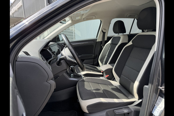 Volkswagen T-Roc BWJ 2021 | 1.5TSI 150PK Sport Business R AUTOMAAT | CLIMA | NAVI | DIGI DASH | 19'' LMV | PDC 2X | CARPLAY | DONKER GLAS | STOELVERW |
