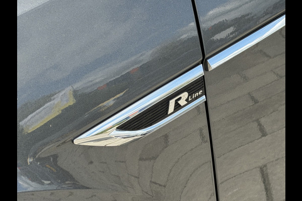 Volkswagen T-Roc BWJ 2021 | 1.5TSI 150PK Sport Business R AUTOMAAT | CLIMA | NAVI | DIGI DASH | 19'' LMV | PDC 2X | CARPLAY | DONKER GLAS | STOELVERW |