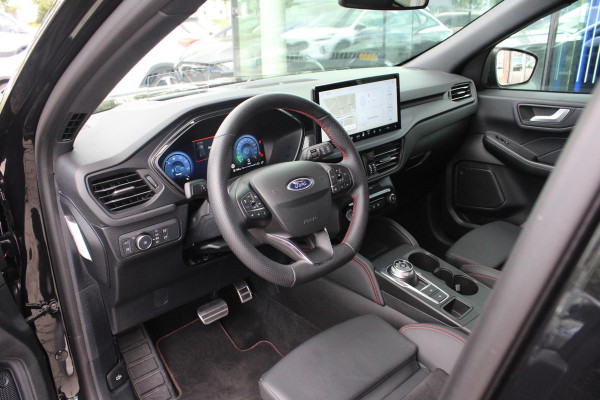 Ford Kuga 2.5 PHEV ST-Line X | Wegklapbare trekhaak | Panoramadak | 19 inch | Technology Pack | Winter Pack