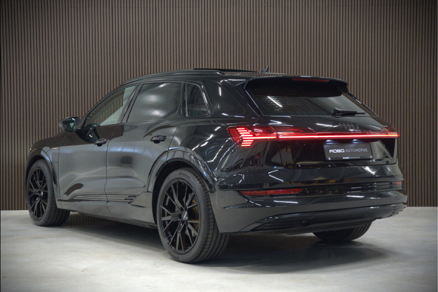 Audi e-tron e-tron 50 quattro Launch edition plus 71 kWh | Panoramadak | Stoelverwarming | Memory Seat | Adaptive Cruise Control | Luchtvering | Parkeersensoren | Apple Carplay | Keyless | SOH 83,67%