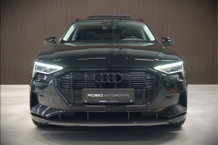 Audi e-tron e-tron 50 quattro Launch edition plus 71 kWh | Panoramadak | Stoelverwarming | Memory Seat | Adaptive Cruise Control | Luchtvering | Parkeersensoren | Apple Carplay | Keyless | SOH 83,67%