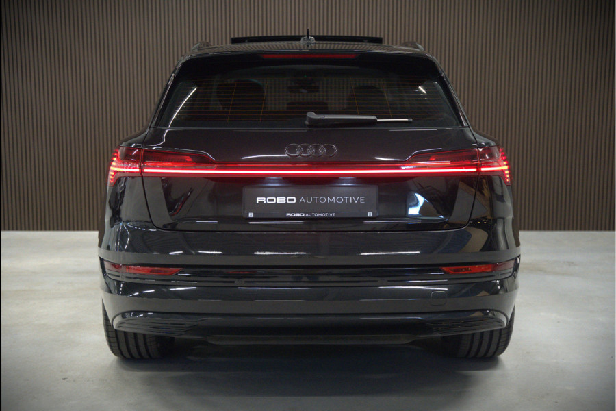 Audi e-tron e-tron 50 quattro Launch edition plus 71 kWh | Panoramadak | Stoelverwarming | Memory Seat | Adaptive Cruise Control | Luchtvering | Parkeersensoren | Apple Carplay | Keyless | SOH 83,67%