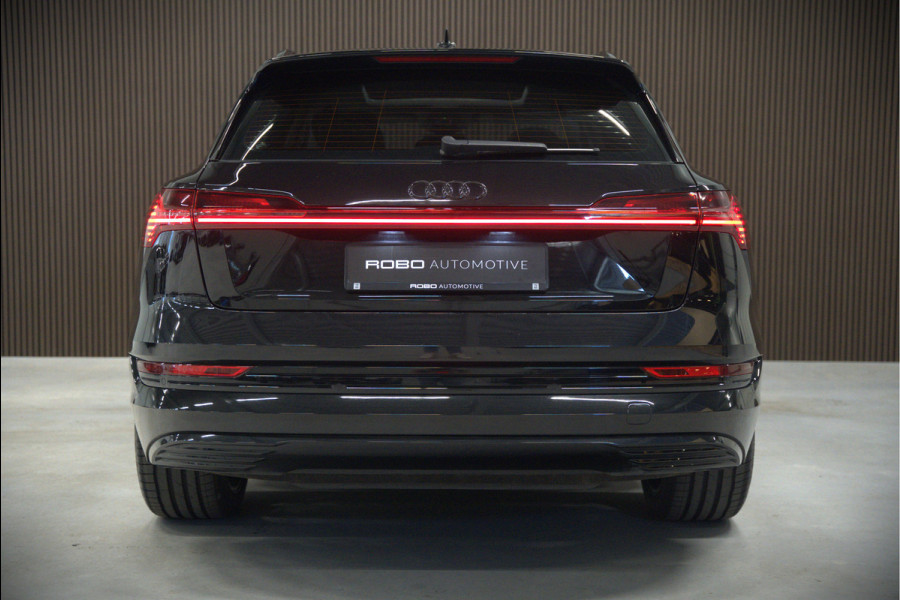 Audi e-tron e-tron 50 quattro Launch edition plus 71 kWh | Panoramadak | Stoelverwarming | Memory Seat | Adaptive Cruise Control | Luchtvering | Parkeersensoren | Apple Carplay | Keyless | SOH 83,67%