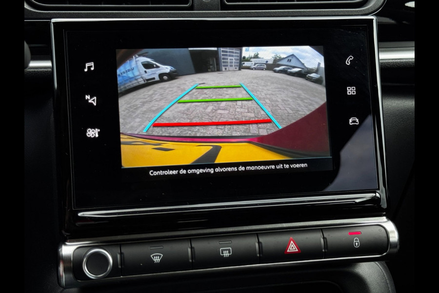 Citroën C3 1.2 PureTech Shine | Automaat | Camera | Stoelverwarming | PDC voor + achter | Navigatie