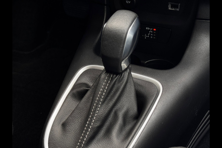 Citroën C3 1.2 PureTech Shine | Automaat | Camera | Stoelverwarming | PDC voor + achter | Navigatie