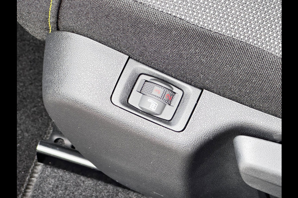 Citroën C3 1.2 PureTech Shine | Automaat | Camera | Stoelverwarming | PDC voor + achter | Navigatie