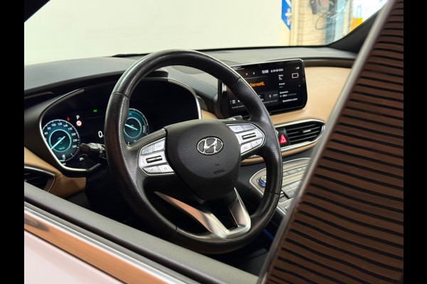 Hyundai Santa Fe 1.6 T-GDI PHEV Premium Sky 7p. | Full Option | Pano | HuD | ACC | Park Assist | 360 | Trekhaak | Dealer Onderhoud