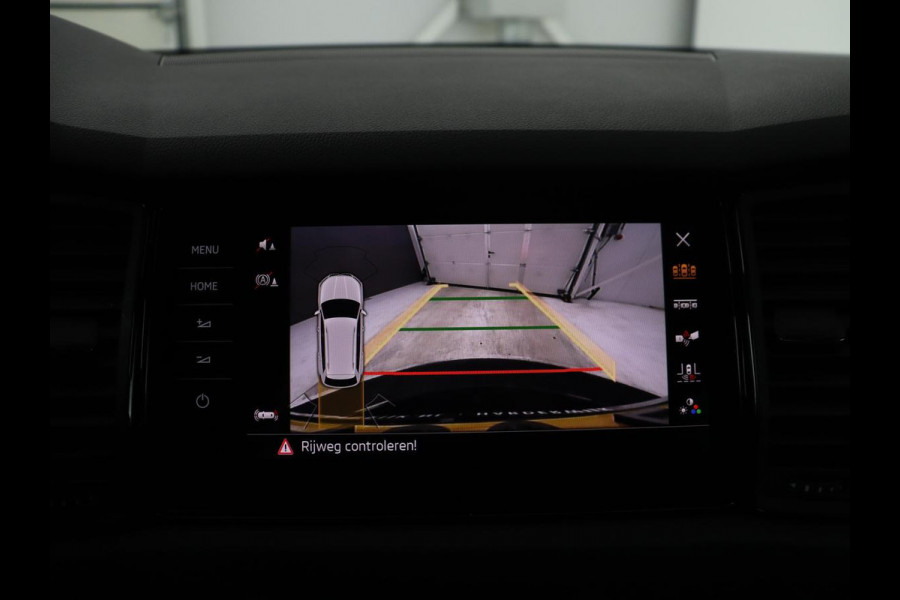 Škoda Kodiaq 1.5 TSI Sportline Business | Leder/alcantara | Memory | Stuur/stoel verwarming | Canton sound | Adaptive cruise | Carplay | Camera | Park assist | Trekhaak