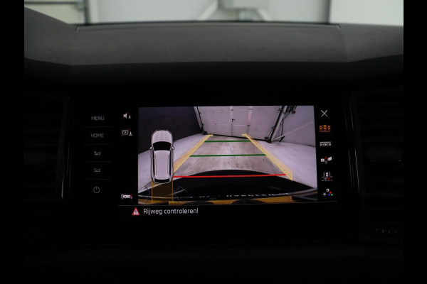 Škoda Kodiaq 1.5 TSI Sportline Business | Leder/alcantara | Memory | Stuur/stoel verwarming | Canton sound | Adaptive cruise | Carplay | Camera | Park assist | Trekhaak