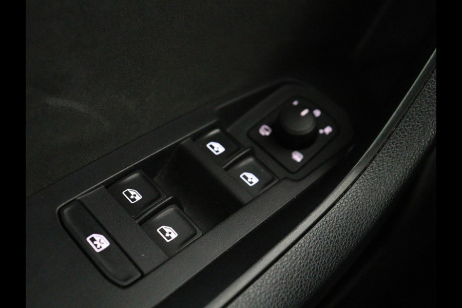 Škoda Kodiaq 1.5 TSI Sportline Business | Leder/alcantara | Memory | Stuur/stoel verwarming | Canton sound | Adaptive cruise | Carplay | Camera | Park assist | Trekhaak