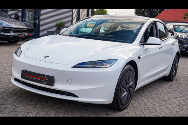 Tesla Model 3 RWD 60 kWh | Selfdriving optie | Panorama sunroof | 360cam | LED | Sfeerverlichting | Adaptieve cruise | Lane assist