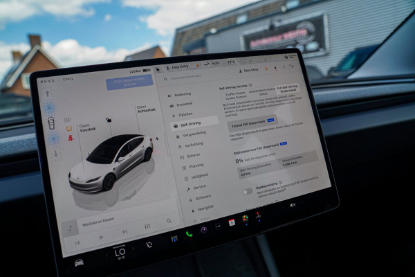 Tesla Model 3 RWD 60 kWh | Selfdriving optie | Panorama sunroof | 360cam | LED | Sfeerverlichting | Adaptieve cruise | Lane assist